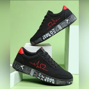 Skate Shoes Graphic Embroidery Heartbeat